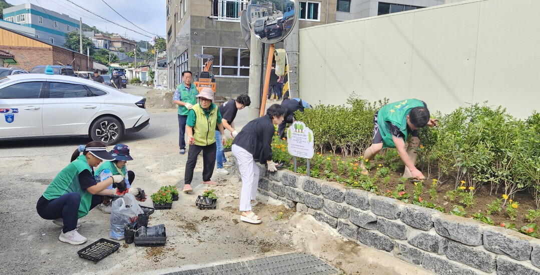구리 교문1동, 주민 손으로 녹색마을 조성